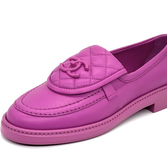 CHANEL 24C Leather Quilted Tab Turn Lock Turnlock CC Loafer Moccasin Flats - Picture 4 of 15